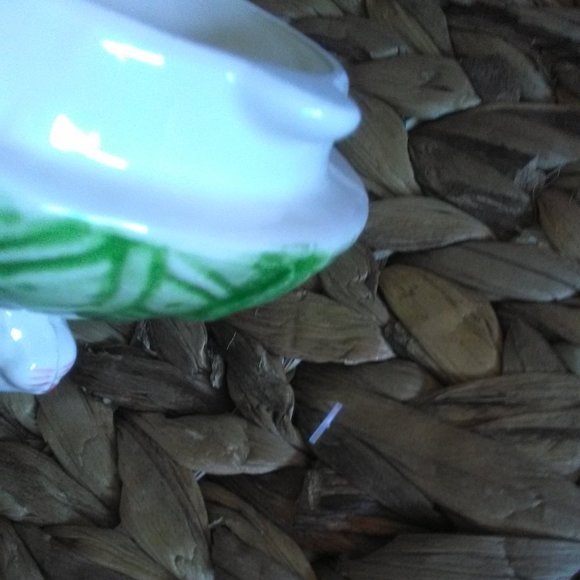 BUNNY LANE Vintage Bunny Teapot - Picture 16 of 16